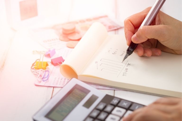 Un carnet servant à faire des calculs