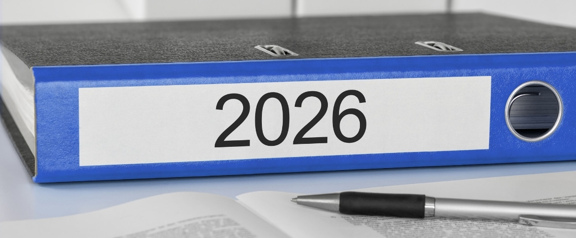 Dossier avec 2026 écrit sur la tranche