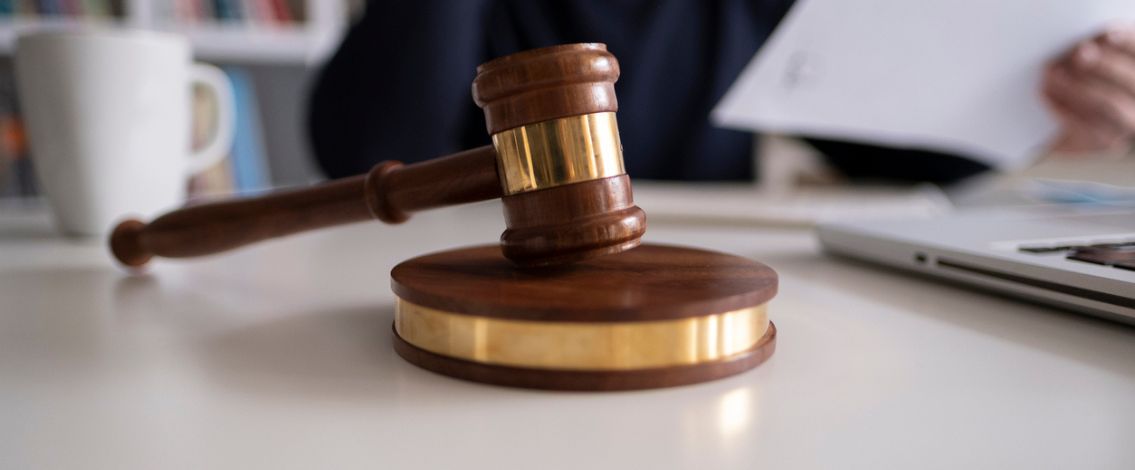 justice travail 1135 X 470